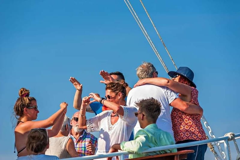Dubrovnik: Elaphite Islands Cruise with Lunch and Drinks - Practical tips for making the day better