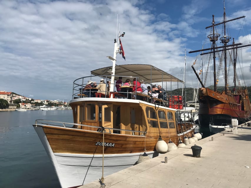 Dubrovnik: Elaphiti Islands Boat Cruise with Lunch & Drinks - The boat ride from Lapadska Obala