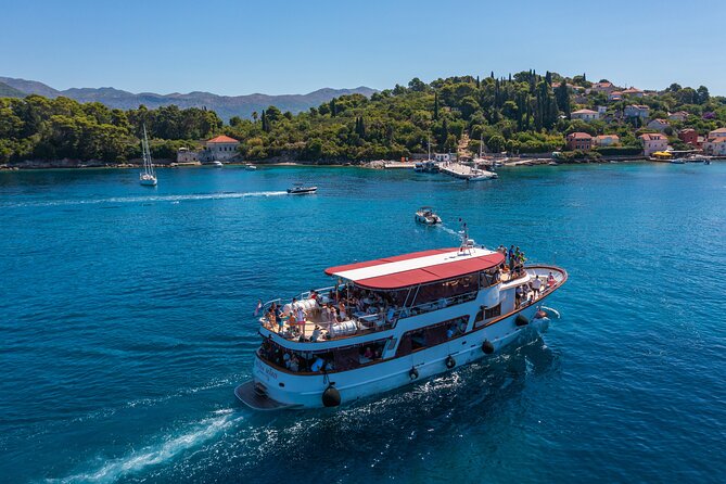 Dubrovnik: Elaphiti Islands Full-Day Cruise with Lunch - Šipan: a Dalmatian lunch in Suđurađ