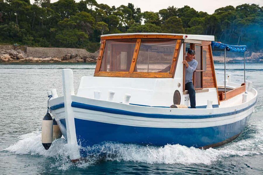 Dubrovnik: Full-Day Blue Cave & Elaphiti Islands Boat Tour - Koločep: pine trees and a car-free village