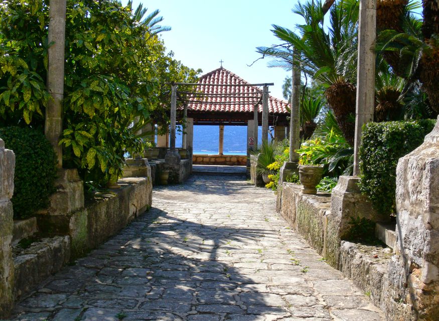Dubrovnik: Game of Thrones Locations Driving Tour - Weather, walking, and what to bring