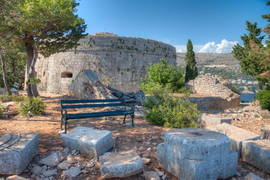 Dubrovnik: Game of Thrones Tour & Optional Lokrum Island - The Jesuit Steps and the Walk of Shame