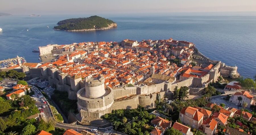 Dubrovnik: Guided Old City Walking Tour - Sponza Palace and the memorial room