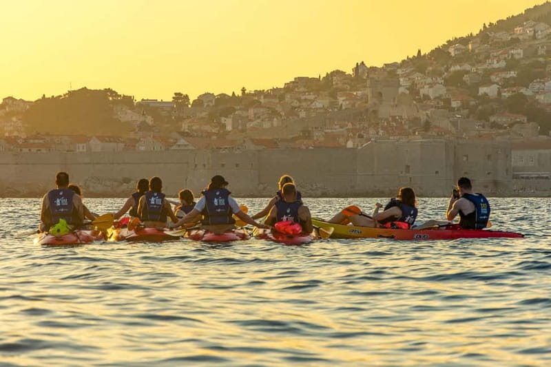 Dubrovnik: Guided Sunset Sea Kayaking with Snacks and Wine - Key points to know before you book