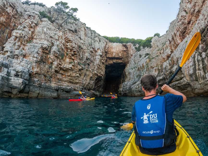 Dubrovnik: Guided Sunset Sea Kayaking with Snacks and Wine - Is $45 a good value?
