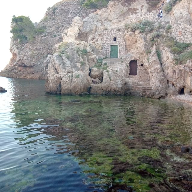 Dubrovnik: Historical Tour with Game of thrones details - Finding Game of Thrones in the Old Town