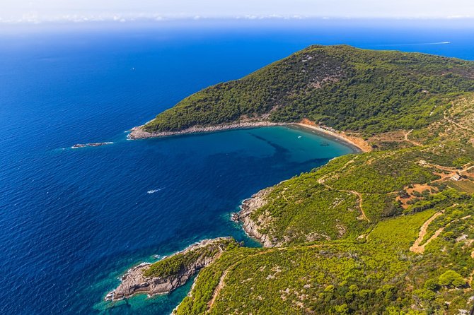 Dubrovnik Island-Hopping Cruise in the Elaphites with Lunch - Lunch on the Adriatic