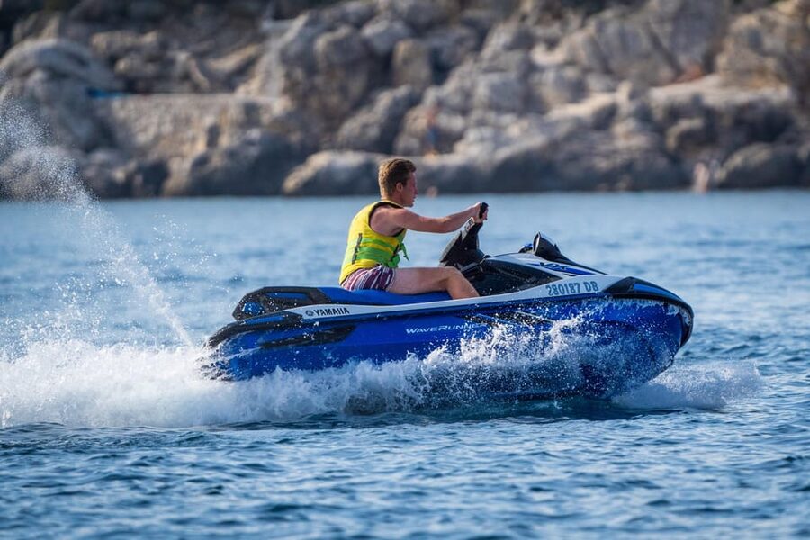 Dubrovnik: Jet Ski Rental - Seeing Dubrovnik’s walls from the water