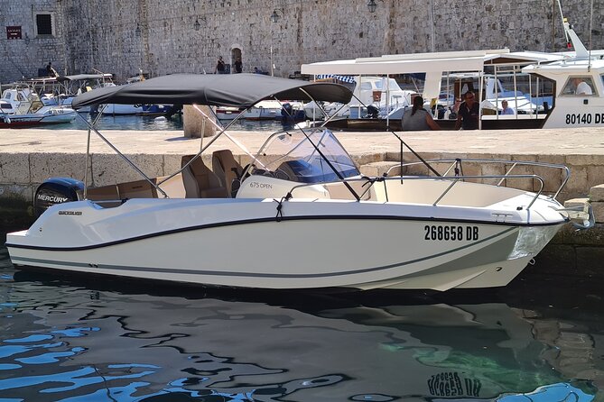 Dubrovnik Kayak Rental on Banje Beach - What the included equipment means