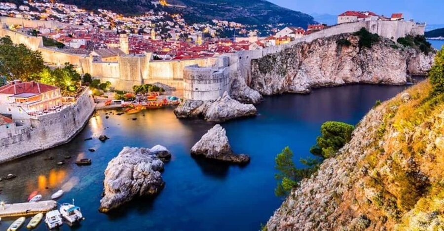 Dubrovnik : Must-See Private Walking Tour With A Guide - Who will get the most from this walk