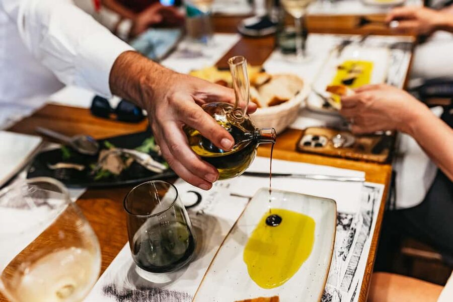 Dubrovnik: Old Town Food Tour - Starting at the Clocktower in Luza Square