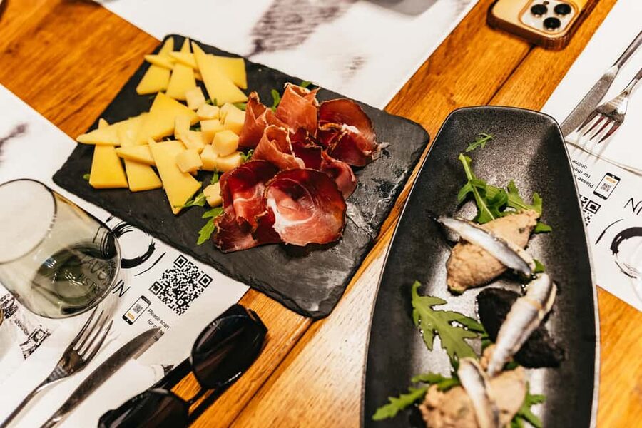 Dubrovnik: Old Town Food Tour - Who will enjoy this Old Town food tour?
