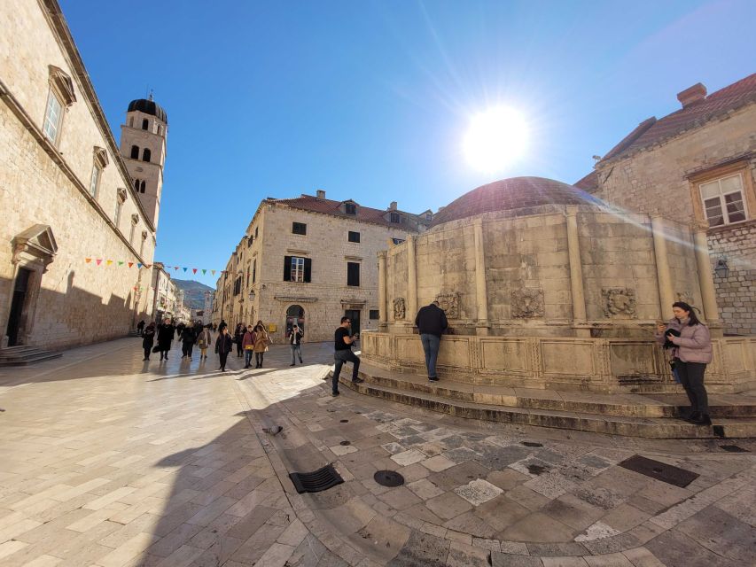 Dubrovnik: Old Town Highlights Tour with Audio Guide - A flexible way to meet Dubrovnik Old Town