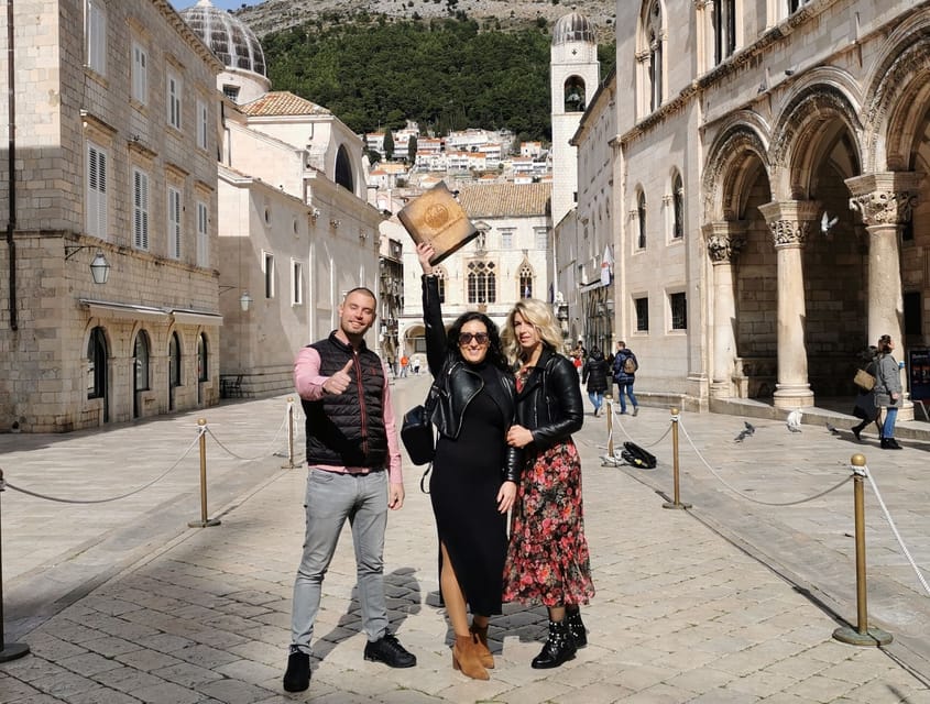 Dubrovnik: Old Town History Outdoor Escape Game - Stradun gives the game a clear center