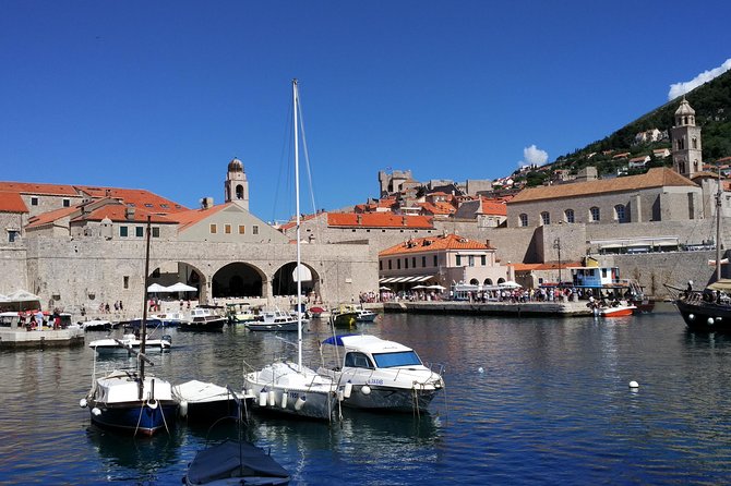 Dubrovnik Old Town: Small-Group Walking Tour With A Local - Rector’s Palace and the politics of the Republic