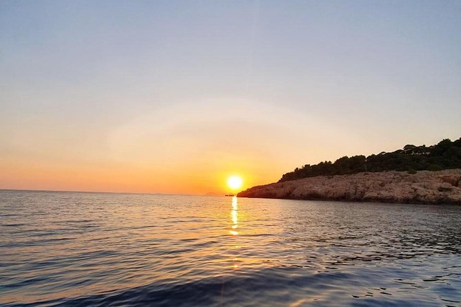 Dubrovnik Old Town Sunset Cruise - Why the sunset view is worth the short cruise