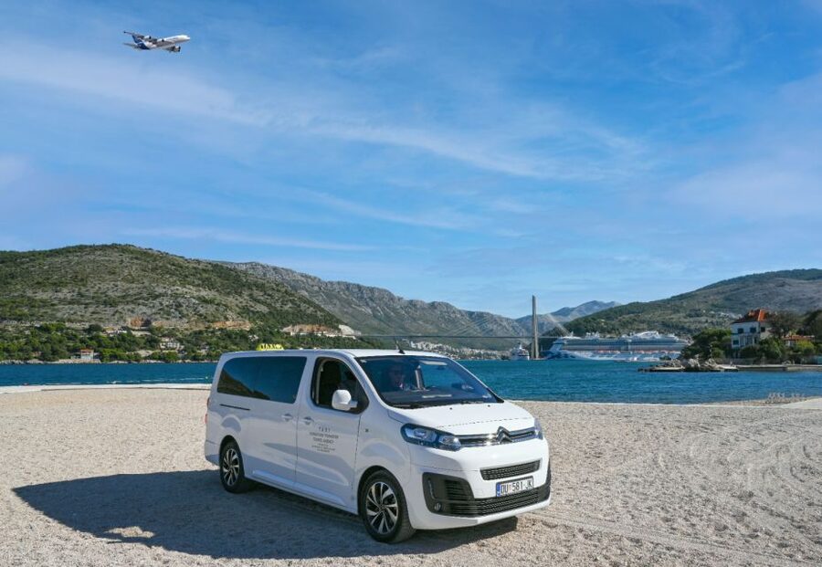 Dubrovnik: Panorama Tour with Free Time in the Old Town - Mount Srd delivers the view you came to see