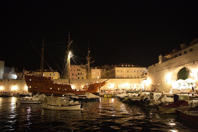 Dubrovnik Panoramic Night Cruise with Karaka - Key points to know before boarding