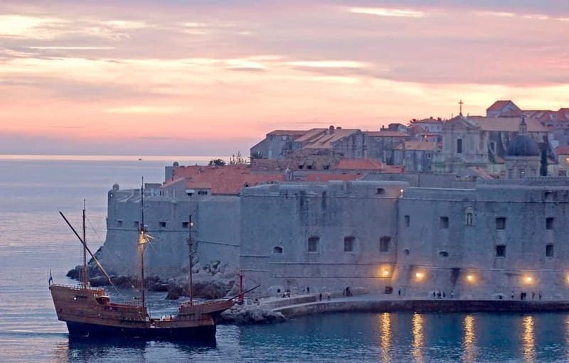 Dubrovnik: Panoramic Sunset Cruise on Karaka Ship - Who will enjoy the Karaka most?
