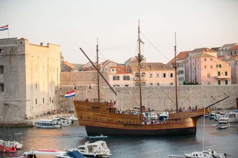 Dubrovnik: Panoramic Sunset Cruise on Karaka Ship - Boarding the Karaka at Dubrovnik’s Old Town port
