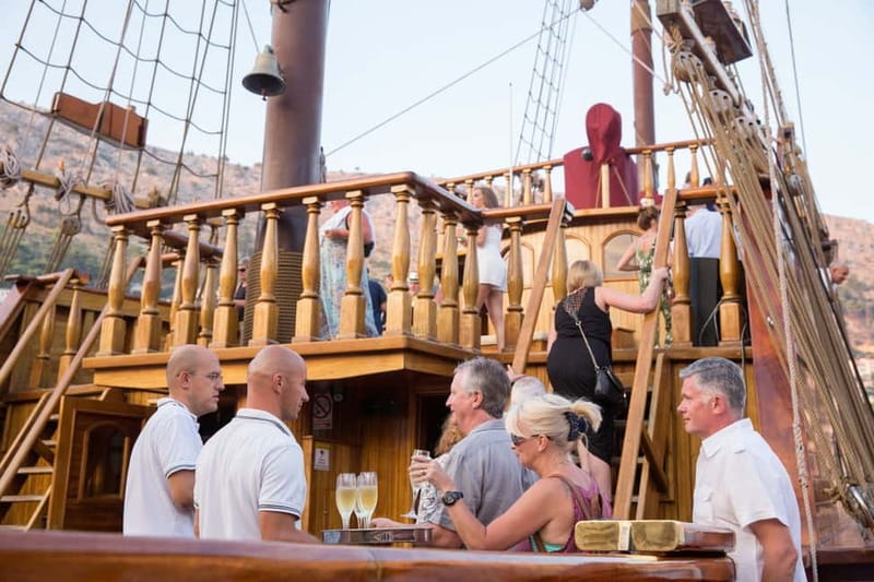 Dubrovnik: Panoramic Sunset Cruise on Karaka Ship - Seeing Dubrovnik’s walls from the Adriatic