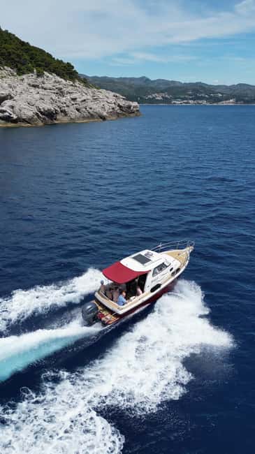 Dubrovnik: Private Boat Rental for Parties & Alcohol - The first slow ride and Dubrovnik views