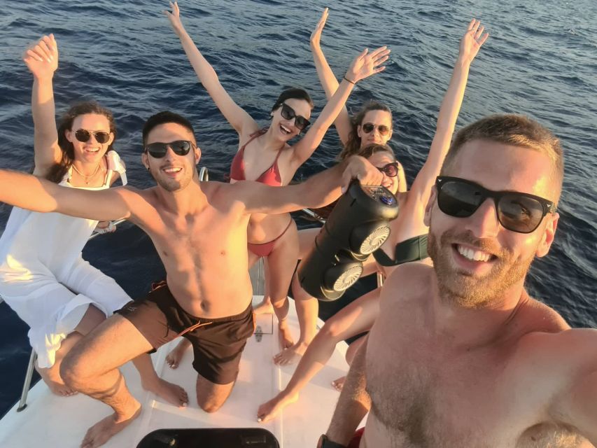 Dubrovnik: Private Boat Rental for Parties & Alcohol - Boarding the 8.3-meter boat