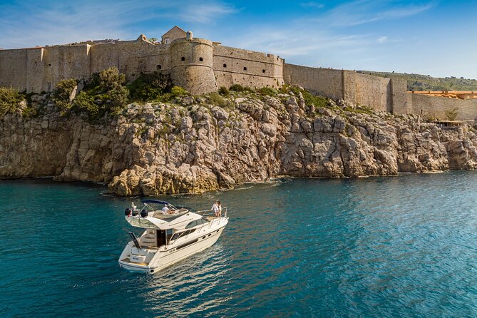 Dubrovnik: Private Boat Tours to Elaphite Islands - What the crew adds to a private charter