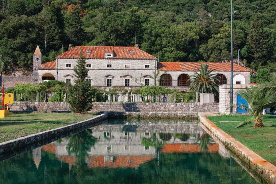 Dubrovnik: Private Cooking Experience with Wine Tasting - Mount Srdj views and filming locations