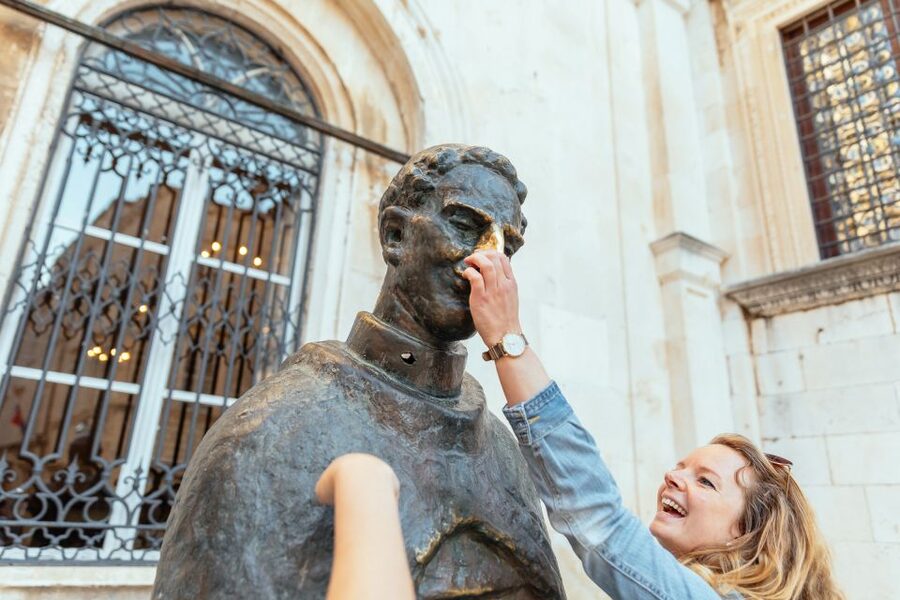 Dubrovnik: Private Family Friendly City Tour with Guide - Pile Gate and the city’s entry point