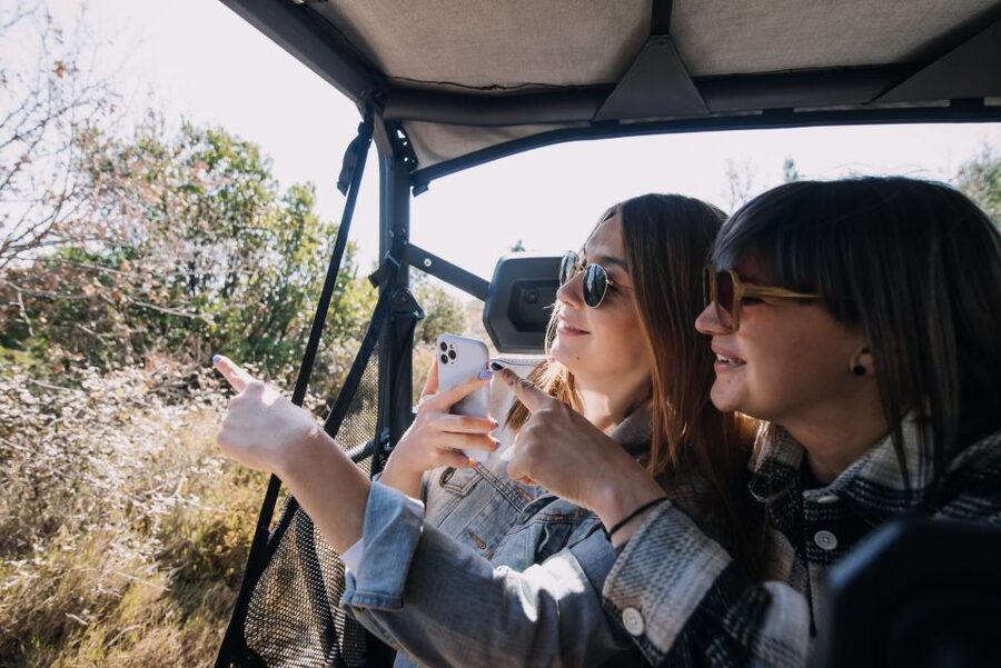 Dubrovnik: Private Panoramic Half-Day Buggy Tour with Brunch - The Elaphiti Islands viewpoint and the old village meeting place
