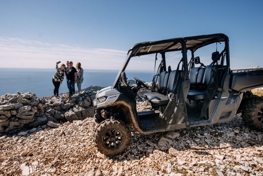 Dubrovnik: Private Panoramic Half-Day Buggy Tour with Brunch - Charcuterie brunch with wine and local drinks
