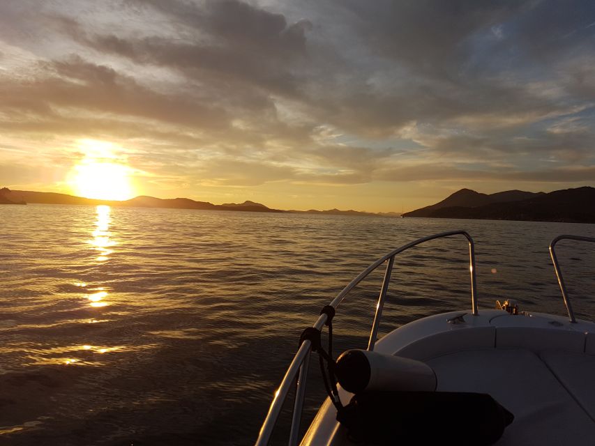 Dubrovnik: Private Sunset on the Sea Cruise with Wine - Why this sunset cruise works so well in Dubrovnik