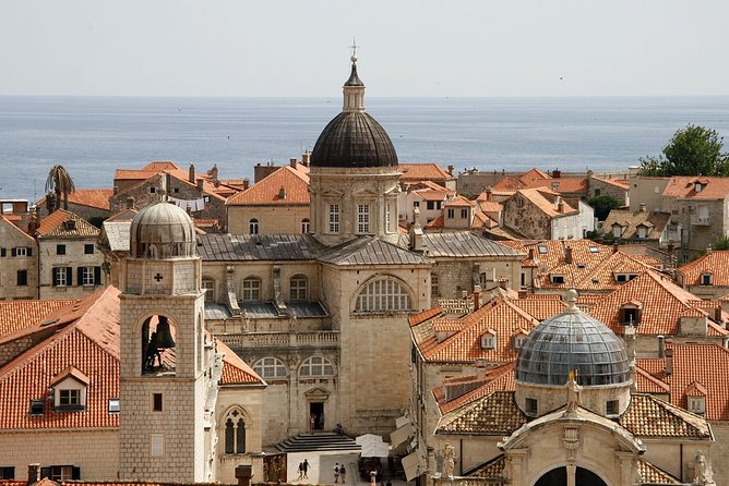 Dubrovnik Private walking tour of the Old Town w/ cruise transfer - Entering through Dubrovnik’s old gates