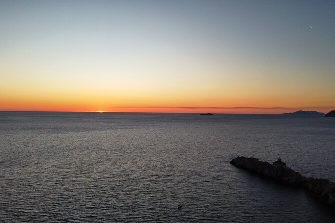 Dubrovnik Romantic Sunset Boat Tour - Who will enjoy this boat tour most