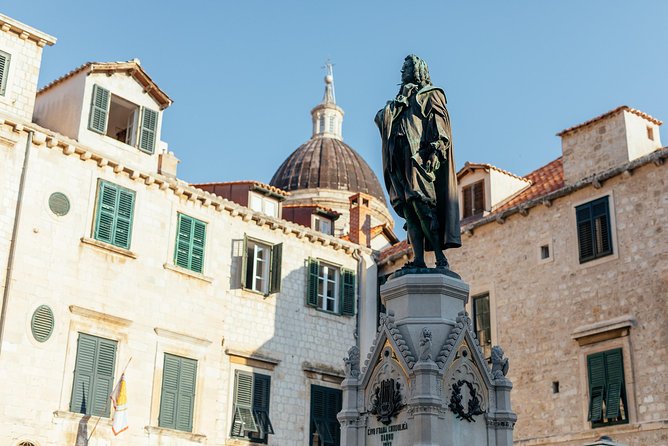 Dubrovnik's History with a Local: the Homeland War Stories Private Tour - Rector’s Palace and ordinary life during wartime