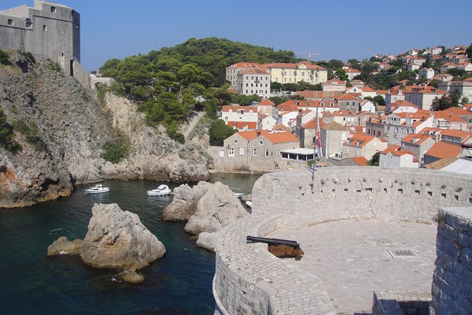 Dubrovnik Shore Excursion: City Walls Walking Tour (entrance ticket included) - Exploring the Old Town for 90 minutes