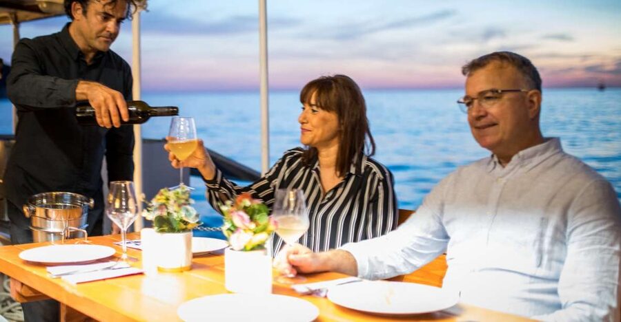 Dubrovnik: Sunset Dinner Cruise around the Old Town - A Croatian dinner cooked on board