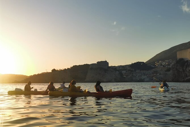 Dubrovnik: Sunset Kayak & Snorkel Tour with Wine & Water - Practical planning for a smooth evening