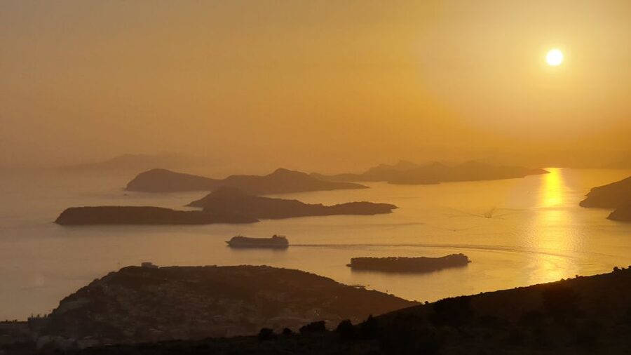 Dubrovnik: Sunset Panorama Tour with Glass of Wine - The climb to Mount Srđ and Fort Imperial