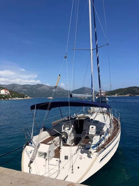 Dubrovnik yacht cruise-Elafity islands & Blue cave - Leaving Dubrovnik City Marina