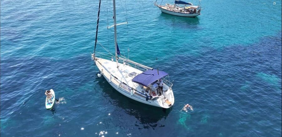 Dubrovnik yacht cruise - Private tour to Elafity & Blue cave - Swimming and snorkeling at the Blue Cave on Koločep