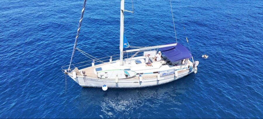 Dubrovnik yacht cruise - Private tour to Elafity & Blue cave - What the Bavaria 40 provides