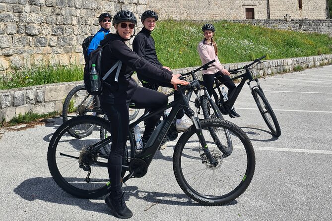 E-Bike Tour + Gourmet Lunch + Wine Tasting (Small Group) - What the $226.88 price really includes