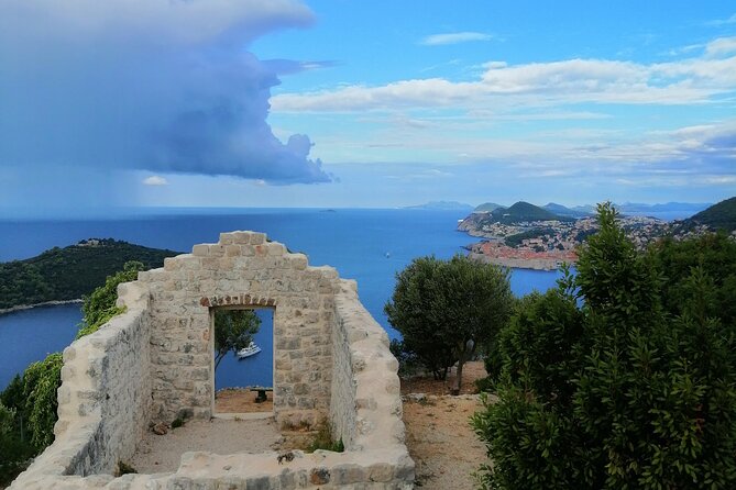 Eight beautiful locations just outside of Dubrovnik - Mocici and its small Roman cave