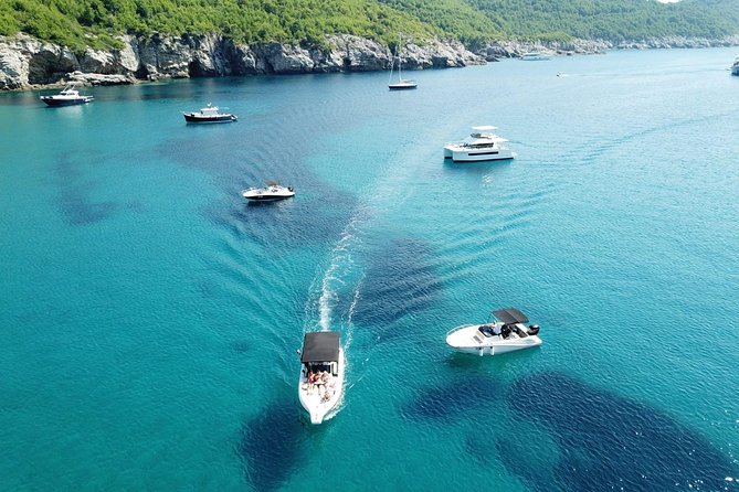 Elafiti Islands Private Luxury 4-Hour Speedboat Tour - Green caves and the value of a private boat