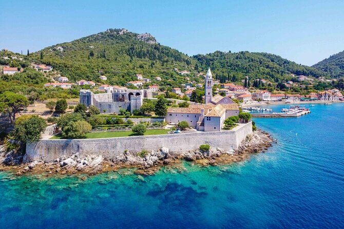 Elaphite Islands Cruise and Blue Cave Snorkeling Boat Tour from Dubrovnik - Lunch and the open bar shape the value