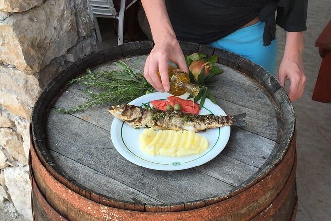 Elaphite Islands Cruise with Local Gastronomy at Captain's House - Koločep and the final island taste