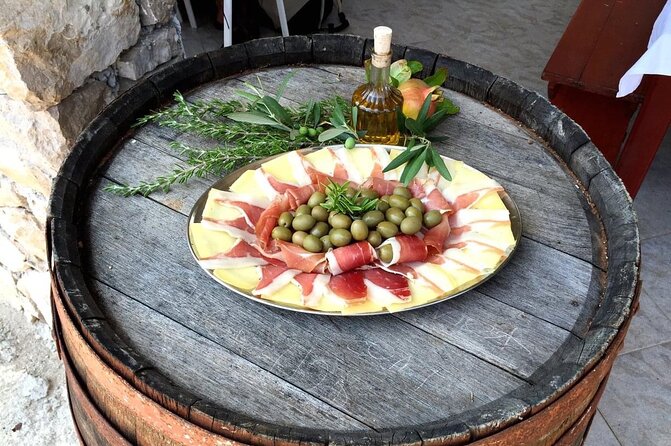 Elaphite Islands Cruise with Local Gastronomy at Captain's House - Lunch at Captain’s House