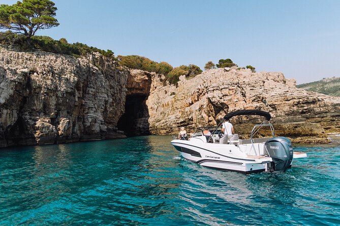 Elaphite Islands Luxury Private Boat Tour with Cap Camarat 7.5 - Drinks, towels, and the little things that matter